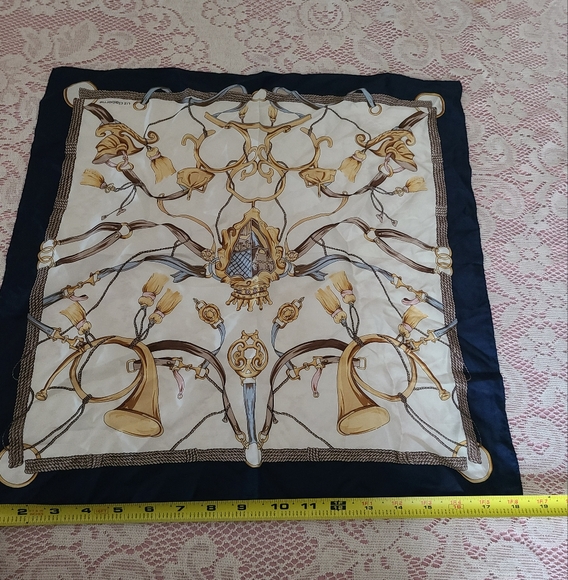 Vintage Liz Claiborne Silk Scarf Bold Crown Tassel Belt Ribbon Horn Crest - Picture 5 of 8